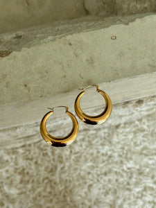 Eileen Hoops