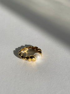 Pearl Ring
